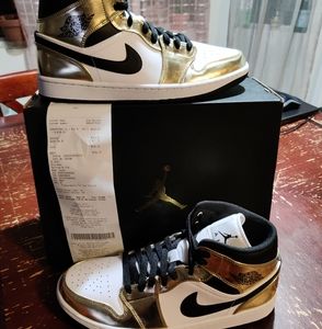 METALLIC GOLD AJ1 MID